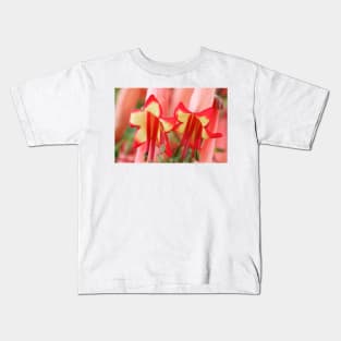 Phygelius × rectus  Somerford Funfair Orange = 'Yapor'  Somerford Funfair Series  Cape fuchsia Kids T-Shirt